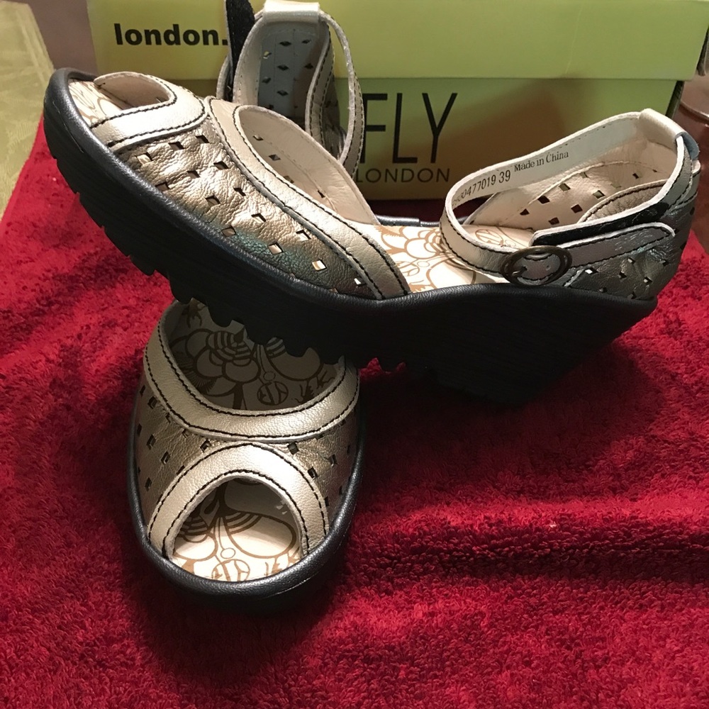 Fly London ladies sandals